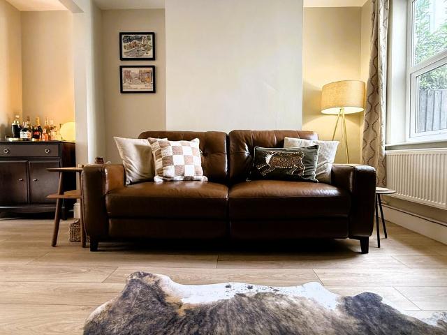 House for sale in Gloucester, Gloucestershire