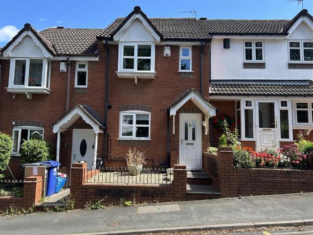 House for sale in Halesowen, West Midlands