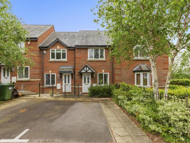 House for sale in Totteridge, Cressex