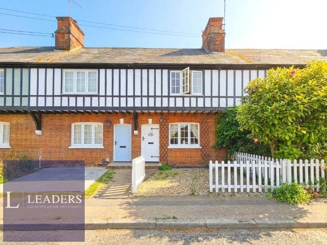 House for sale in Chipping Hill, Essex