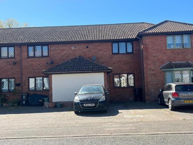 House for sale in Frinton and Walton, Dale Hill