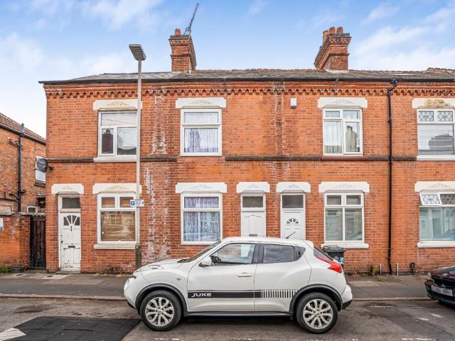 House for sale in Bede Island, Leicester