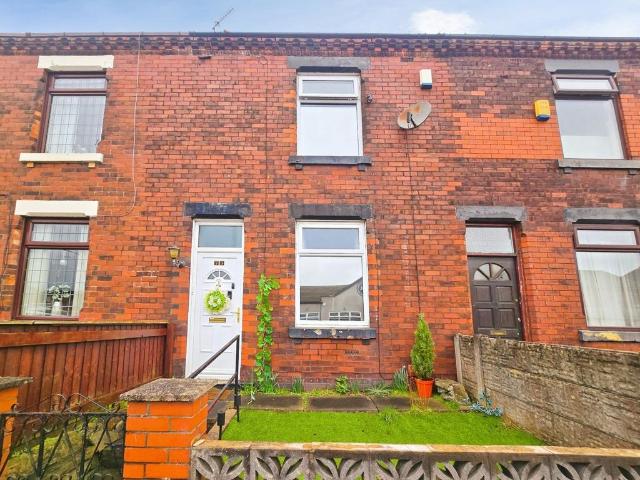 House for sale in Lamberhead Green, Wigan