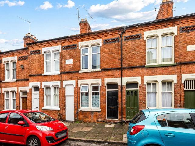 House for sale in Clarendon Park, Leicester