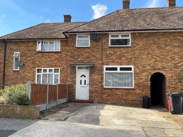 House for sale in Harold Hill, Greater London