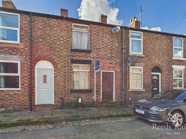 House for sale in Moss Rose, Macclesfield