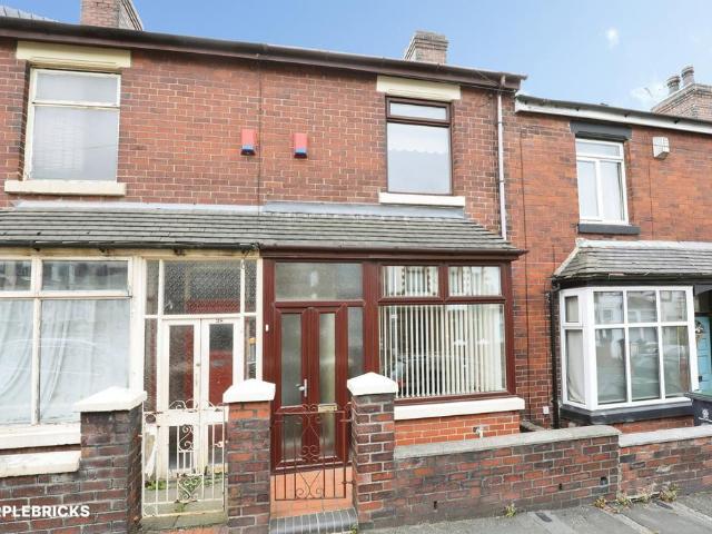House for sale in Burslem, Stoke-on-Trent