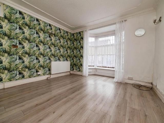 House for sale in Avenues, Hull