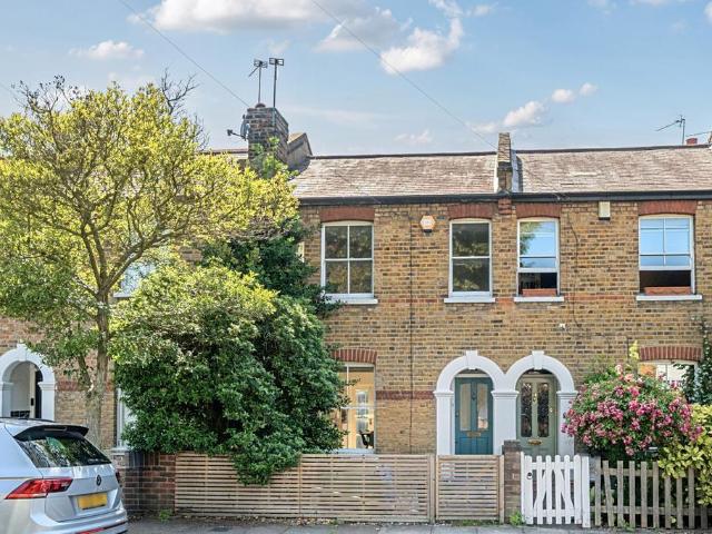 House for sale in Kidbrooke, Greater London