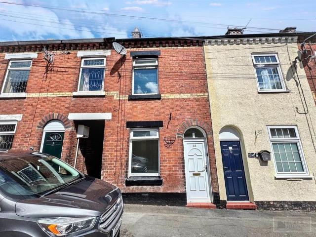 House for sale in Kingsley Moor, Staffordshire