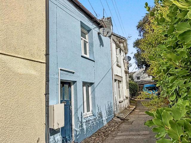 House for sale in Penryn, Cornwall