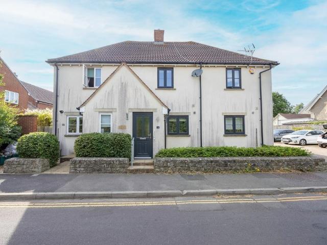 House for sale in Stoke Gifford, South Gloucestershire