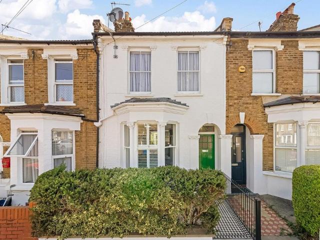 House for sale in East Dulwich, Greater London