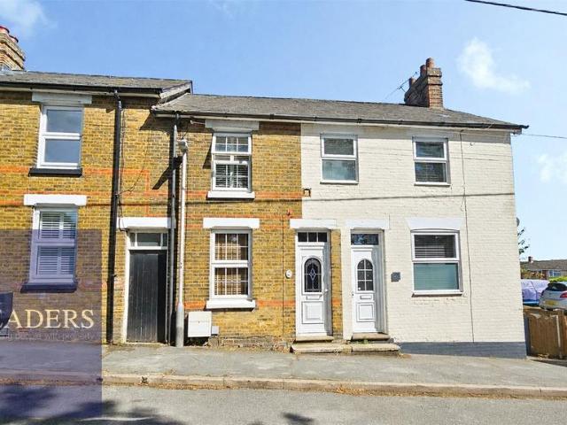 House for sale in Chipping Hill, Essex