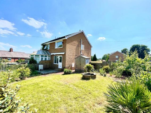 House for sale in Bradley, West Yorkshire