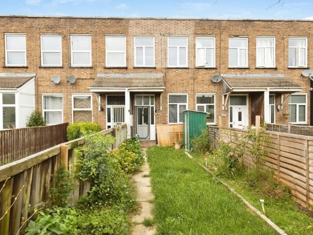 House for sale in Fiddler's Green, Golden Valley