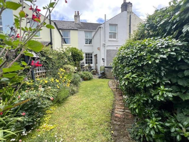House for sale in Lower Walmer, Ash