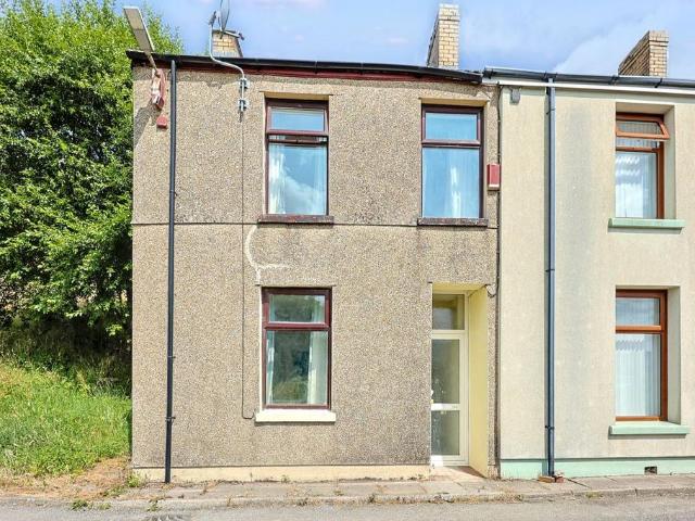 House for sale in Sirhowy, Wales
