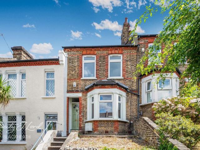 House for sale in Shooters Hill, Greater London