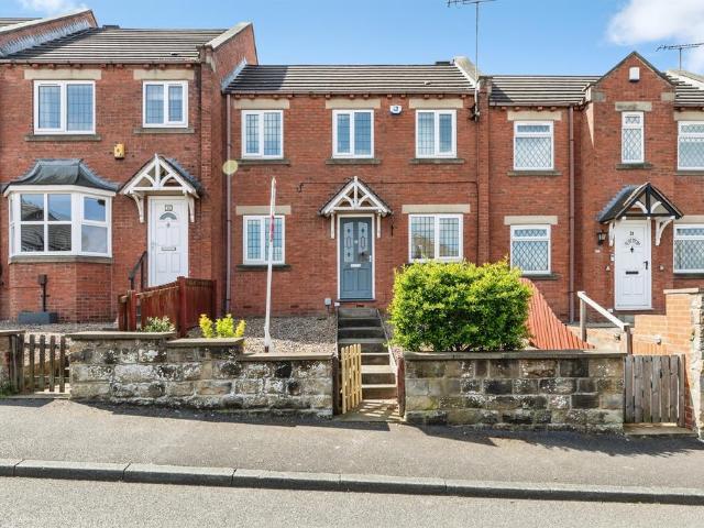 House for sale in Churwell, West Yorkshire