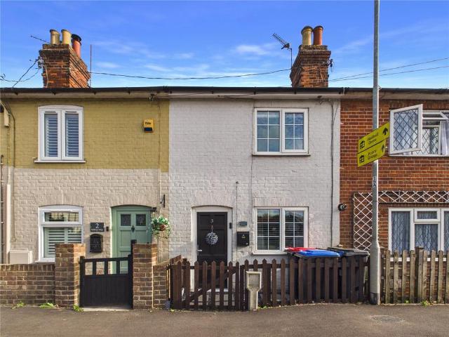 House for sale in Chipping Hill, Essex