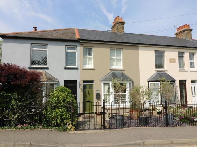 House for sale in Sandwich, Ash