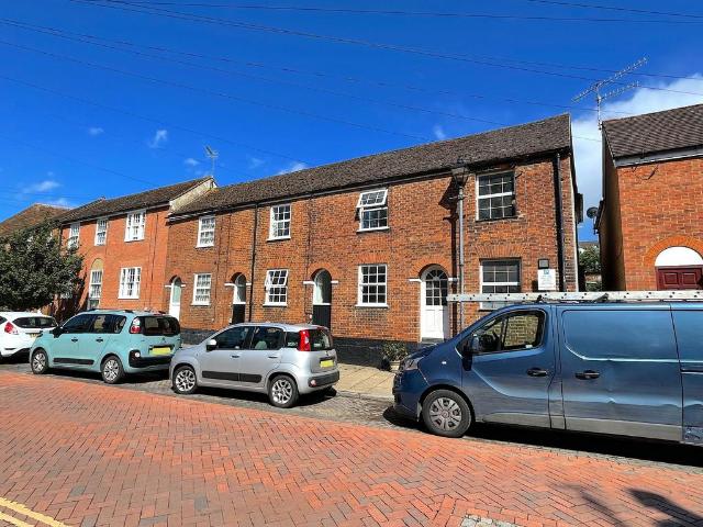 House for sale in Oad Street, Kent