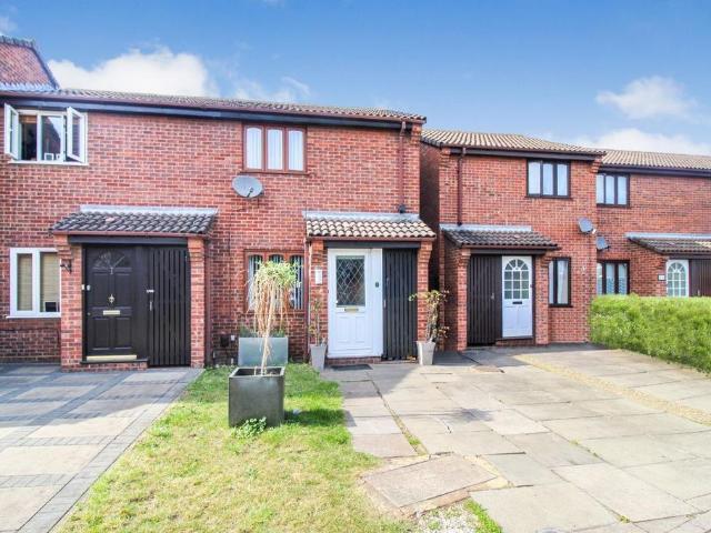 House for sale in Bedford