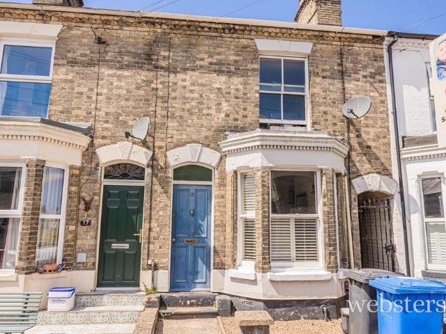House for sale in Heigham Grove, East Bank