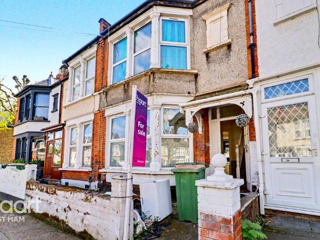 House for sale in Upton Park, Greater London