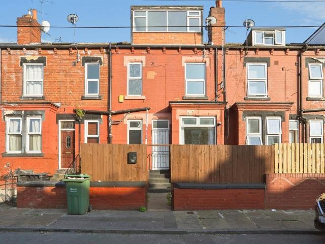 House for sale in Harehills, West Yorkshire