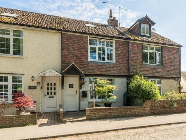 House for sale in Crossbush, Clapham