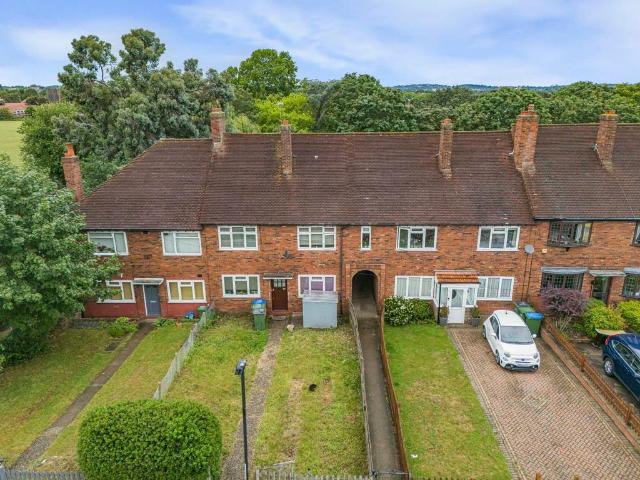 Flat for sale in Middle Park, Greater London