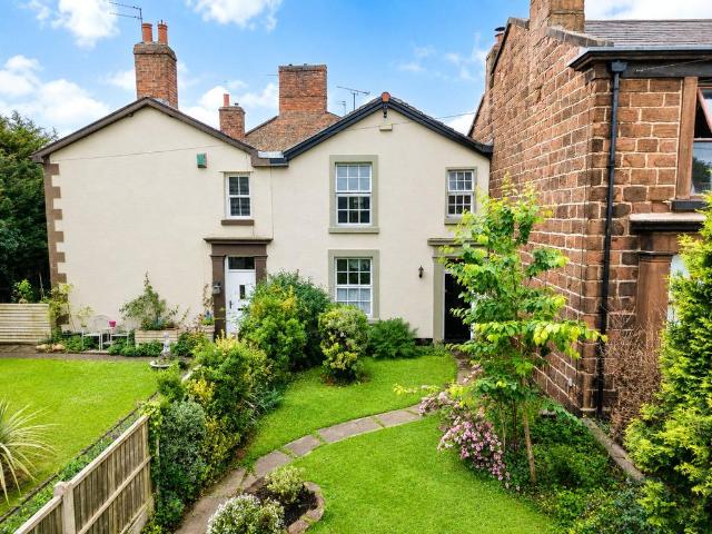 House for sale in Calderstones