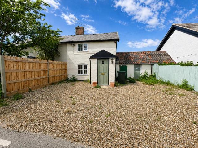 House for sale in Bedingfield, Suffolk