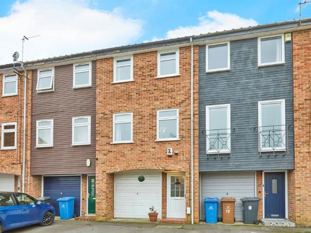 House for sale in Spondon, East Midlands