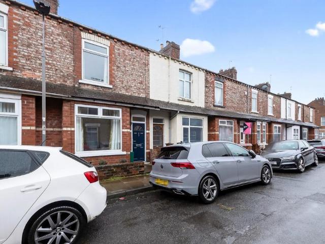 House for sale in High Field, York