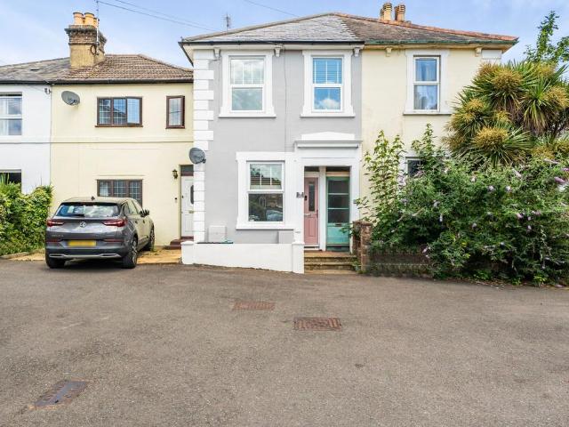 House for sale in Red Hill, Surrey