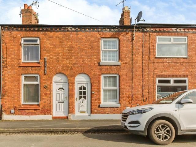 House for sale in Winsford, Cheshire