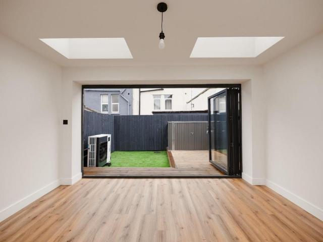 House for sale in Feckenham, City Of Bristol