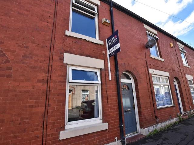 House for sale in Burnedge, Greater Manchester