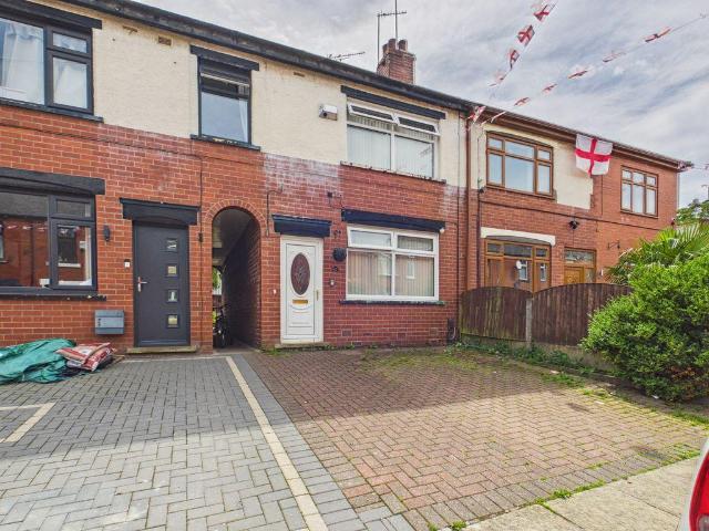 House for sale in Buckley, Burnedge