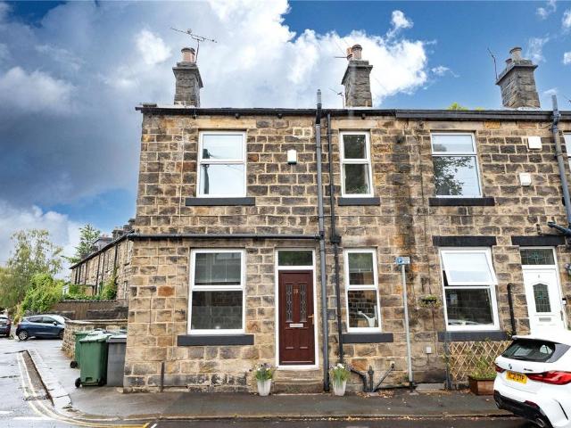 House for sale in Farsley, West Yorkshire