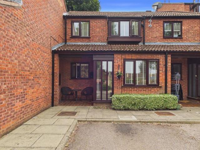 House for sale in Hertford, Colliers End