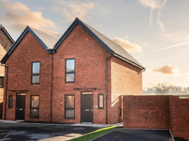 House for sale in Barton In Fabis, East Midlands