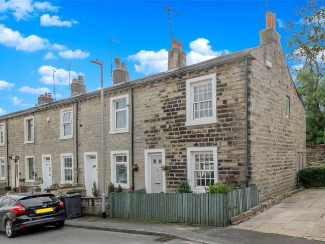 House for sale in Swincliffe, Gomersal