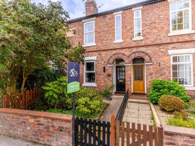 House for sale in Knutsford