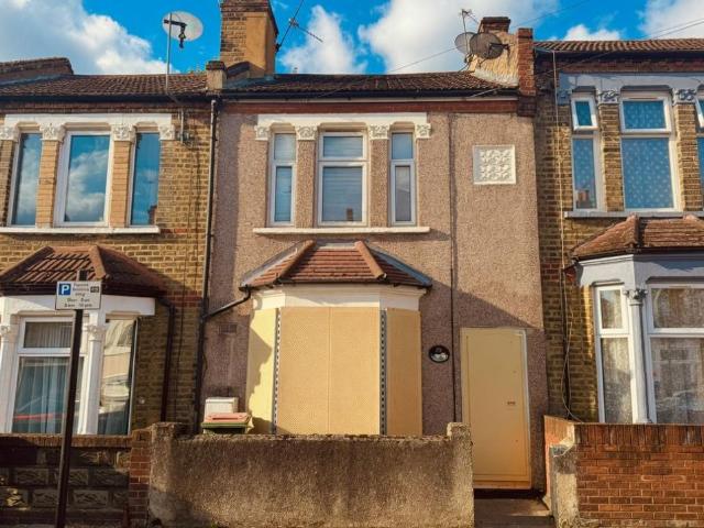 House for sale in Plaistow, Greater London