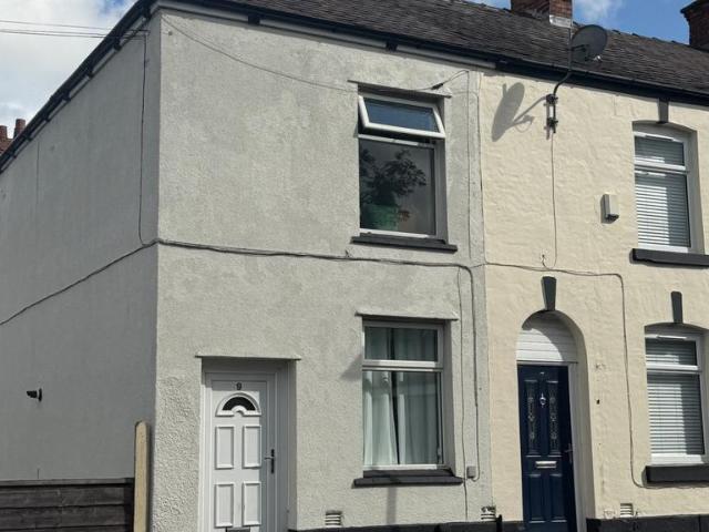House for sale in Hyde, Tameside