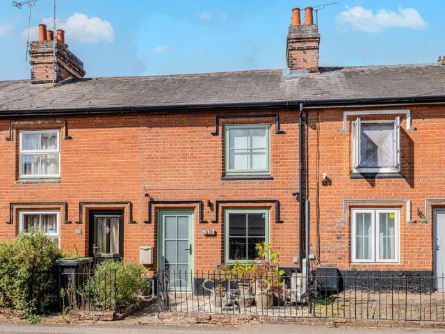 House for sale in Chelmondiston, Suffolk